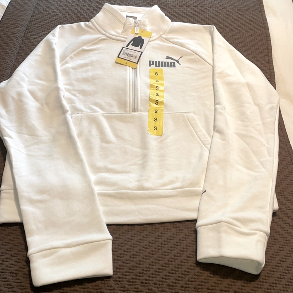 NWT Ladie’s Puma Half Zip Pullover